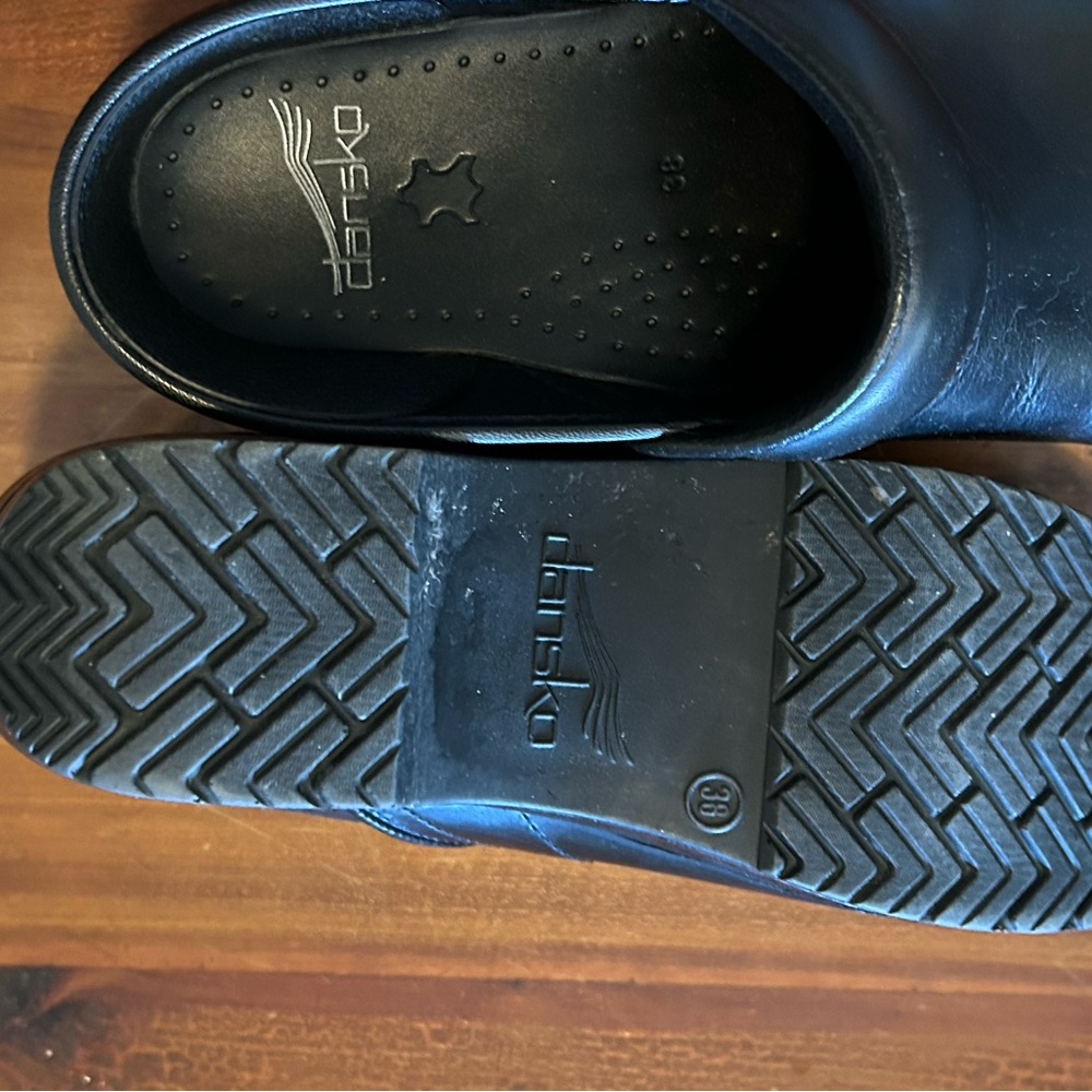 Dansko clogs, great condition